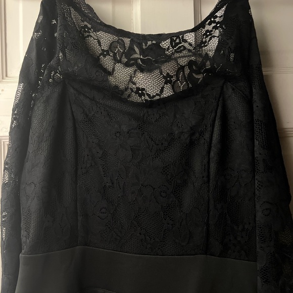 Black lace dress Miusol Size small - Picture 9 of 13